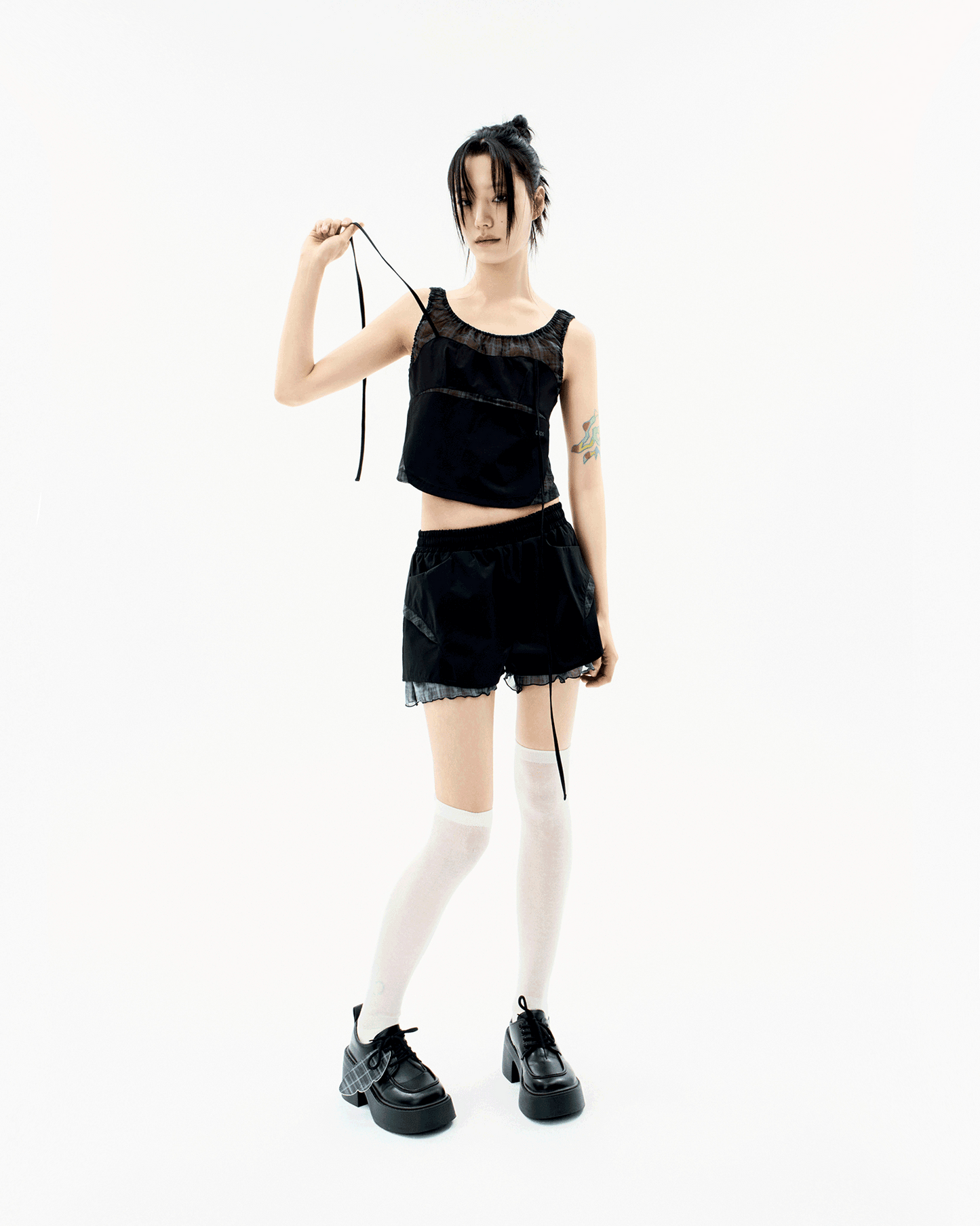OJOS REVERSIBLE PLAID TRACK SHORTS BLACK