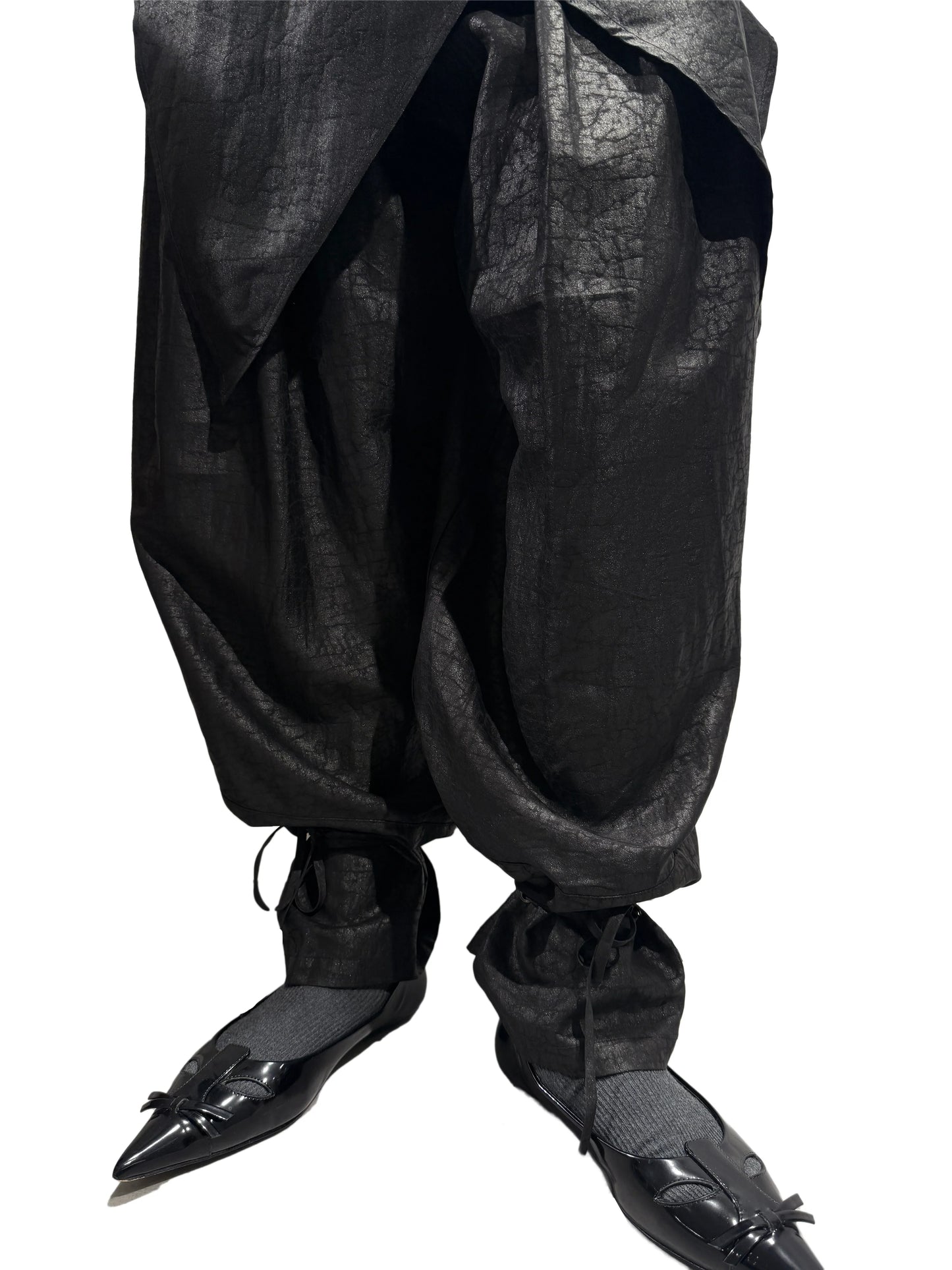 CURVE TROUSERS