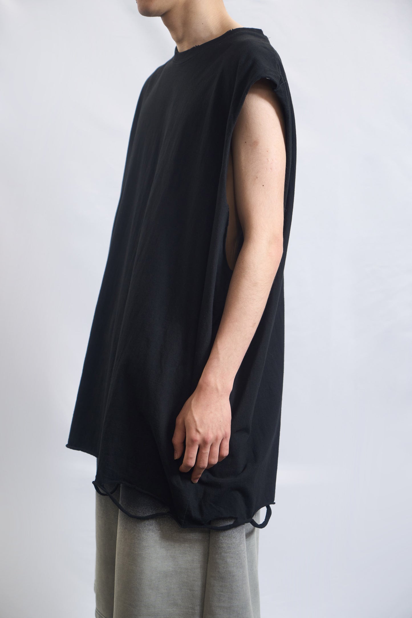 75-RC RAW EDGE OVERSIZED TANK
