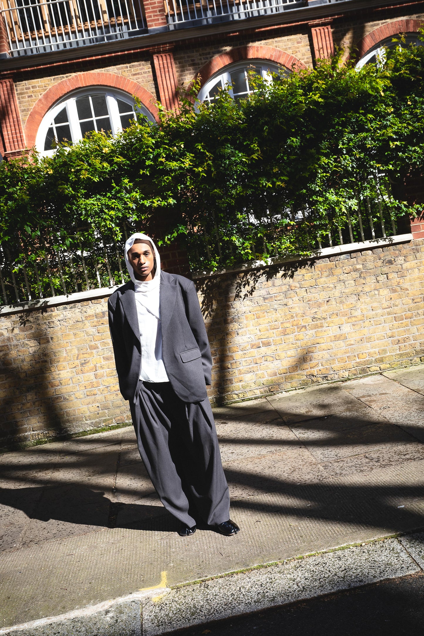 OVERSIZED TAILORED BLAZER — GREY