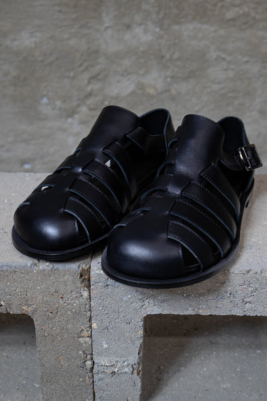 STRAP LEATHER SANDAL