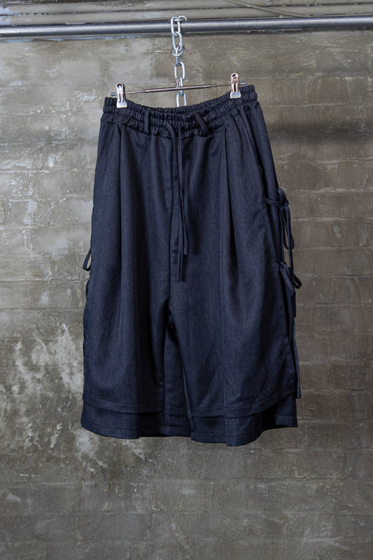 UTILITY LAYERED SHORTS — GREY