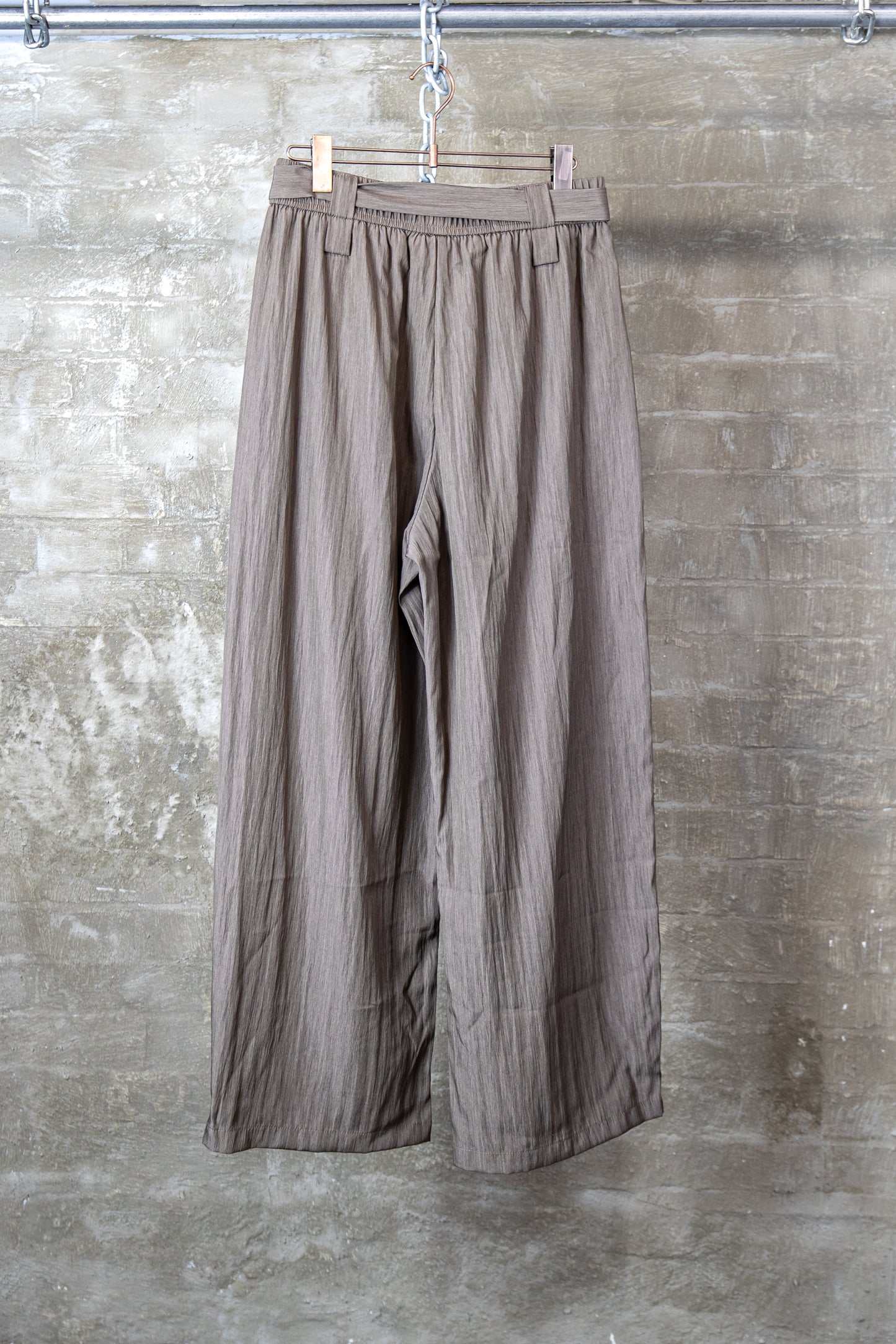 ASYMMETRIC BELTED WIDE-LEG TROUSERS — BROWN