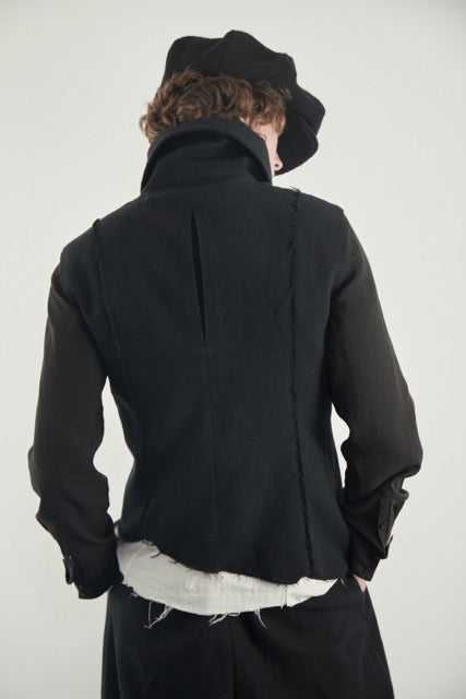FRAYED HIGH-NECK VEST