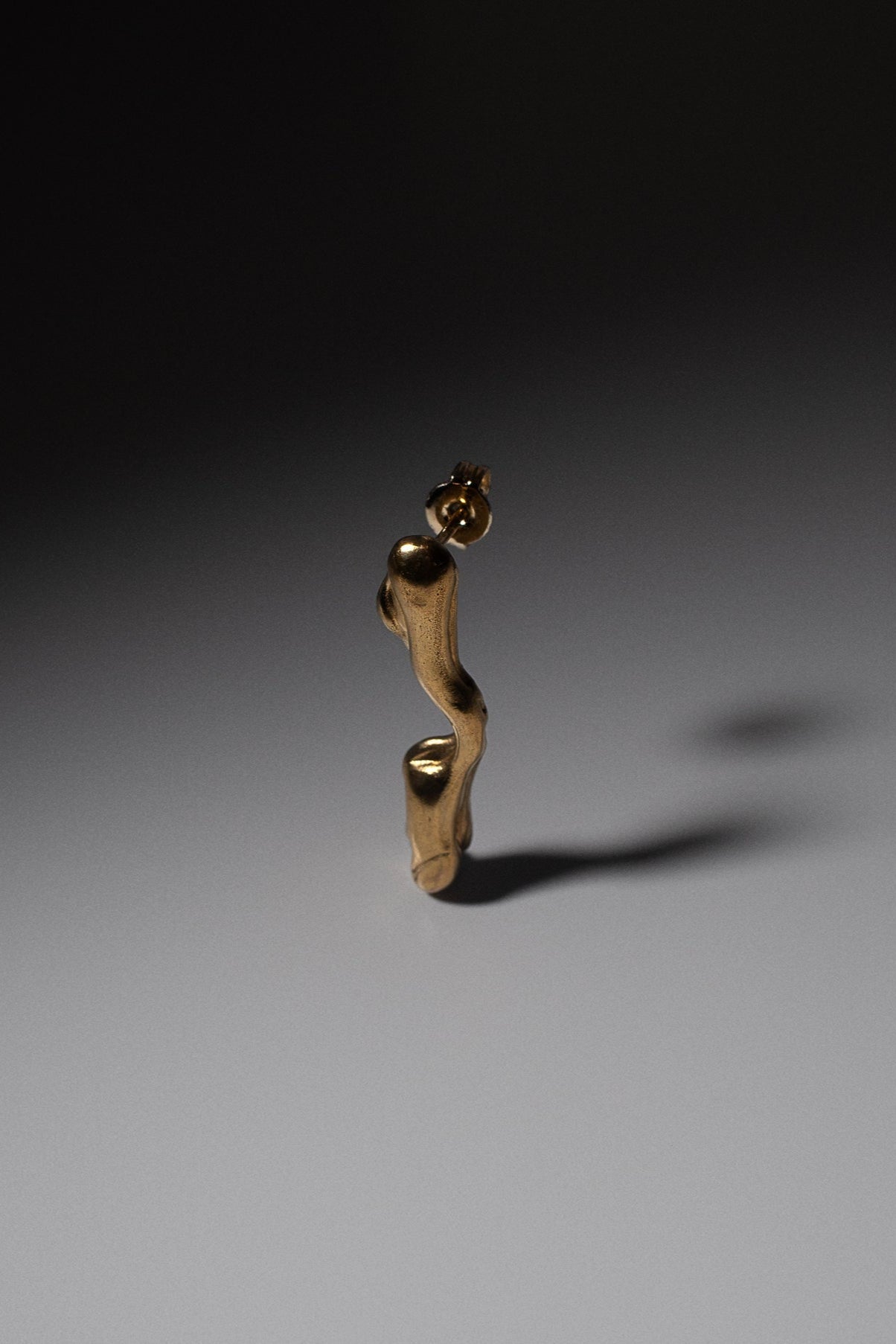 NOWHERE SOON STUDIO CRYBABY EARRING