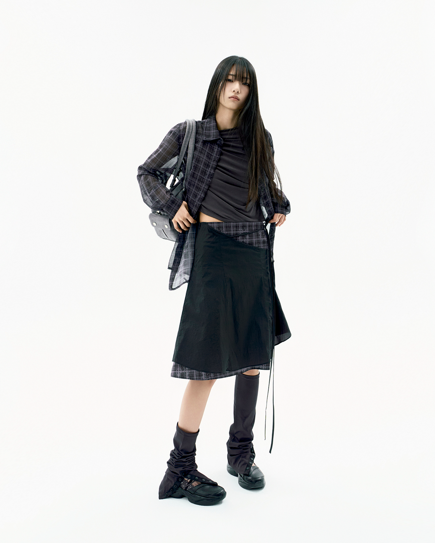 OJOS LAYERED STRAP FLARE SKIRT BLACK