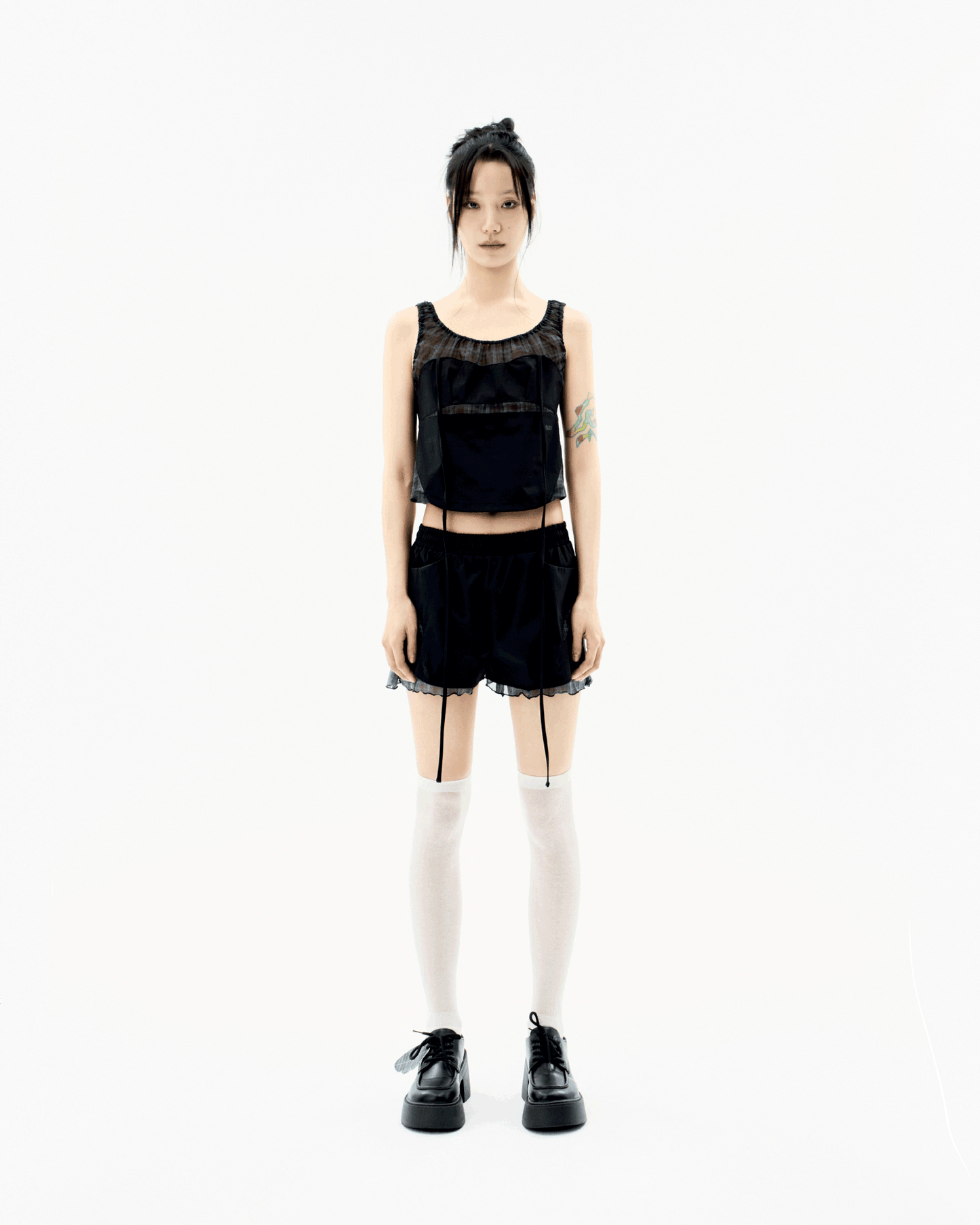 OJOS REVERSIBLE PLAID TRACK SHORTS BLACK