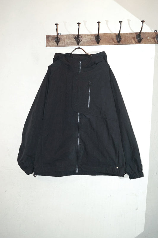 75-RC TECHNICAL UTILITY HOODED JACKET BLACK