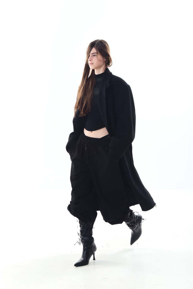 EMBOSSED RAW-EDGE LONG DOUBLE COAT