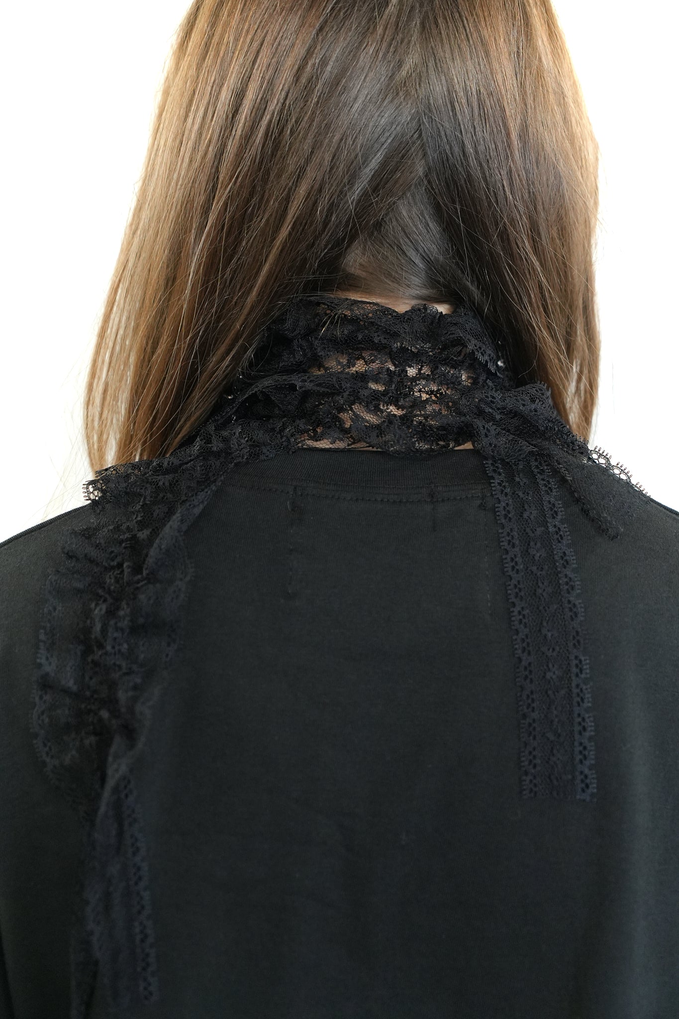 BLACK LACE RUFFLED CHOKER