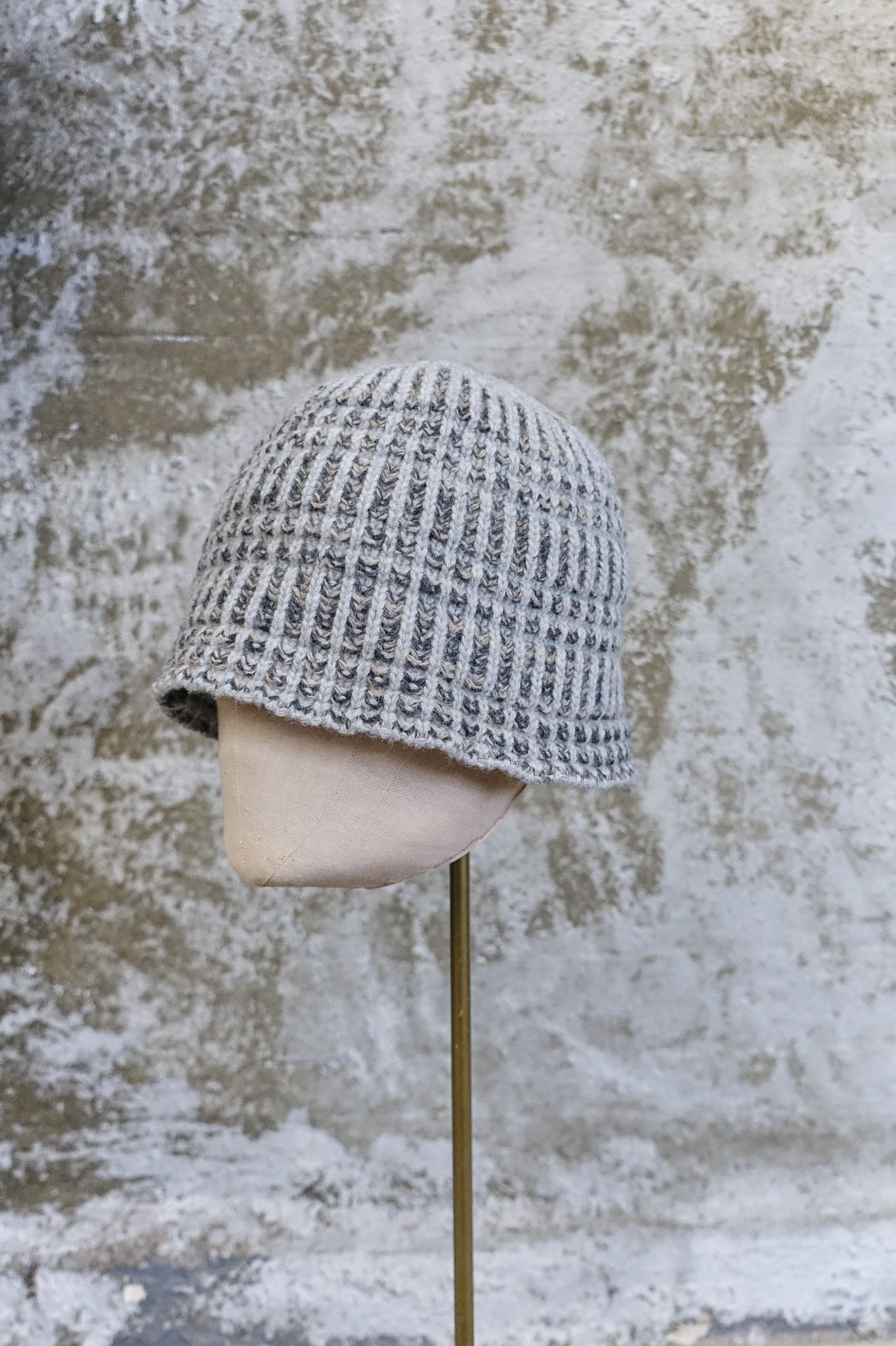 TEXTURED KNIT BUCKET BEANIE
