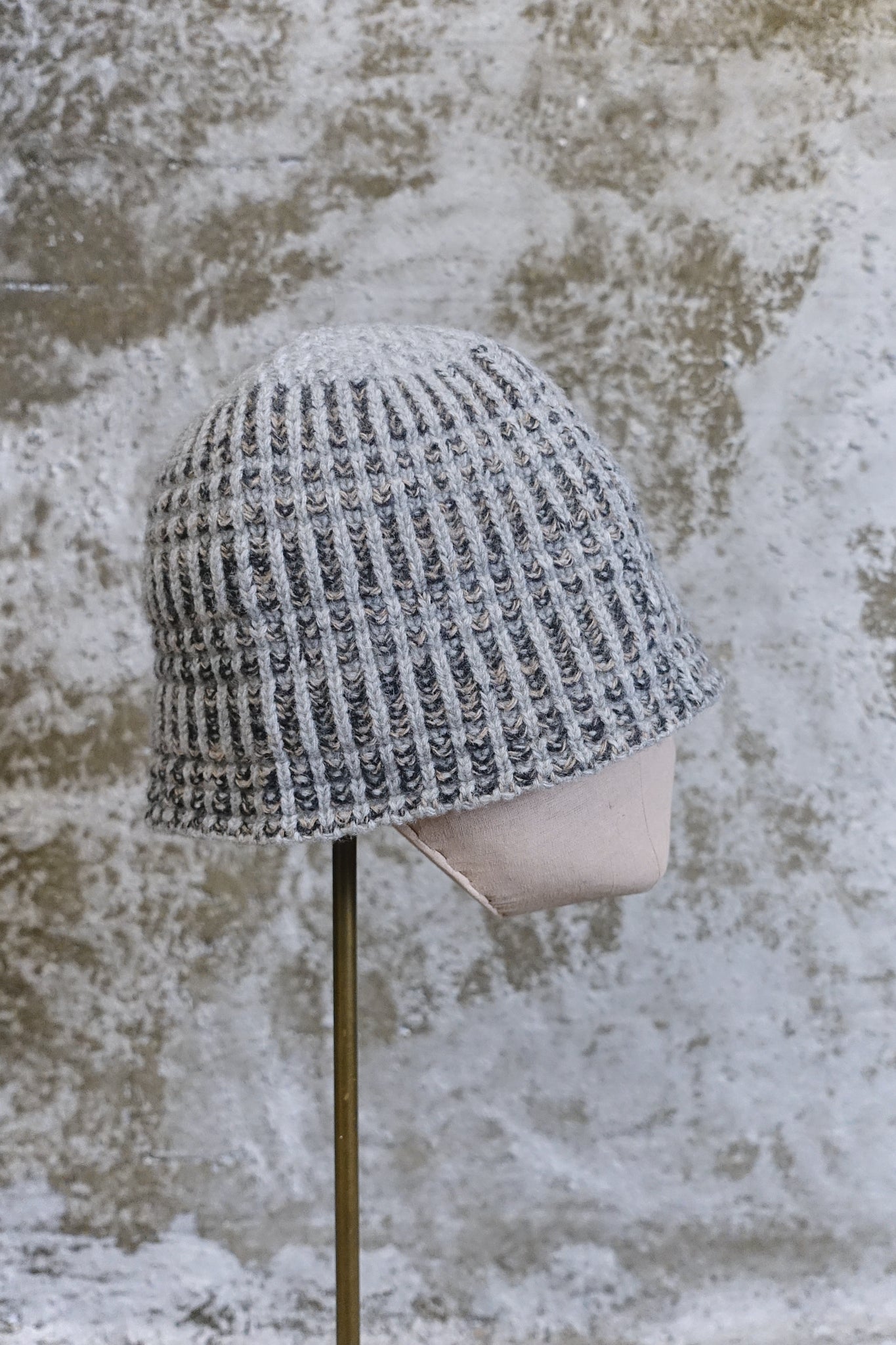 TEXTURED KNIT BUCKET BEANIE