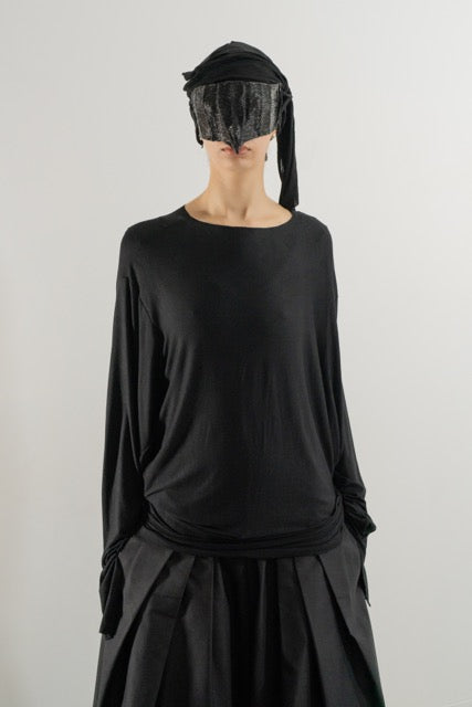 PLEATED LONG SLEEVE TOP BLACK