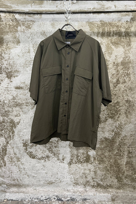 OVERSIZED UTILITY SHORT-SLEEVE SHIRT - GREEN