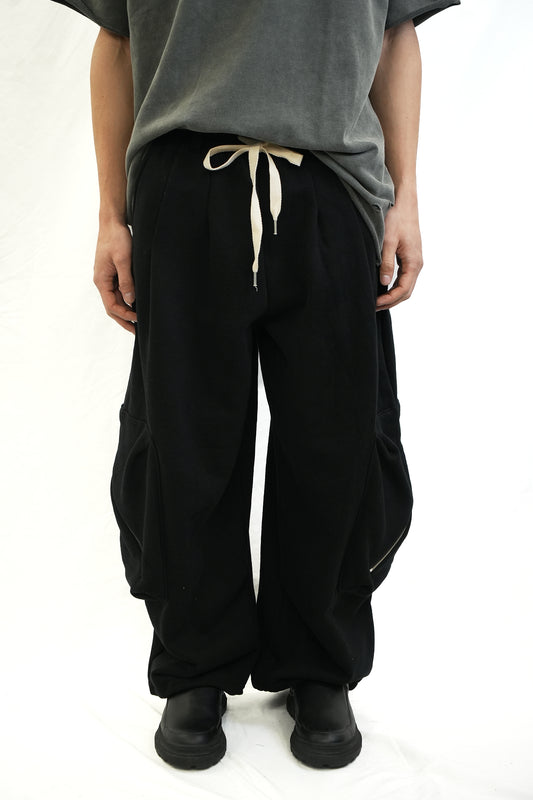 DRAWSTRING CARGO SWEATPANTS