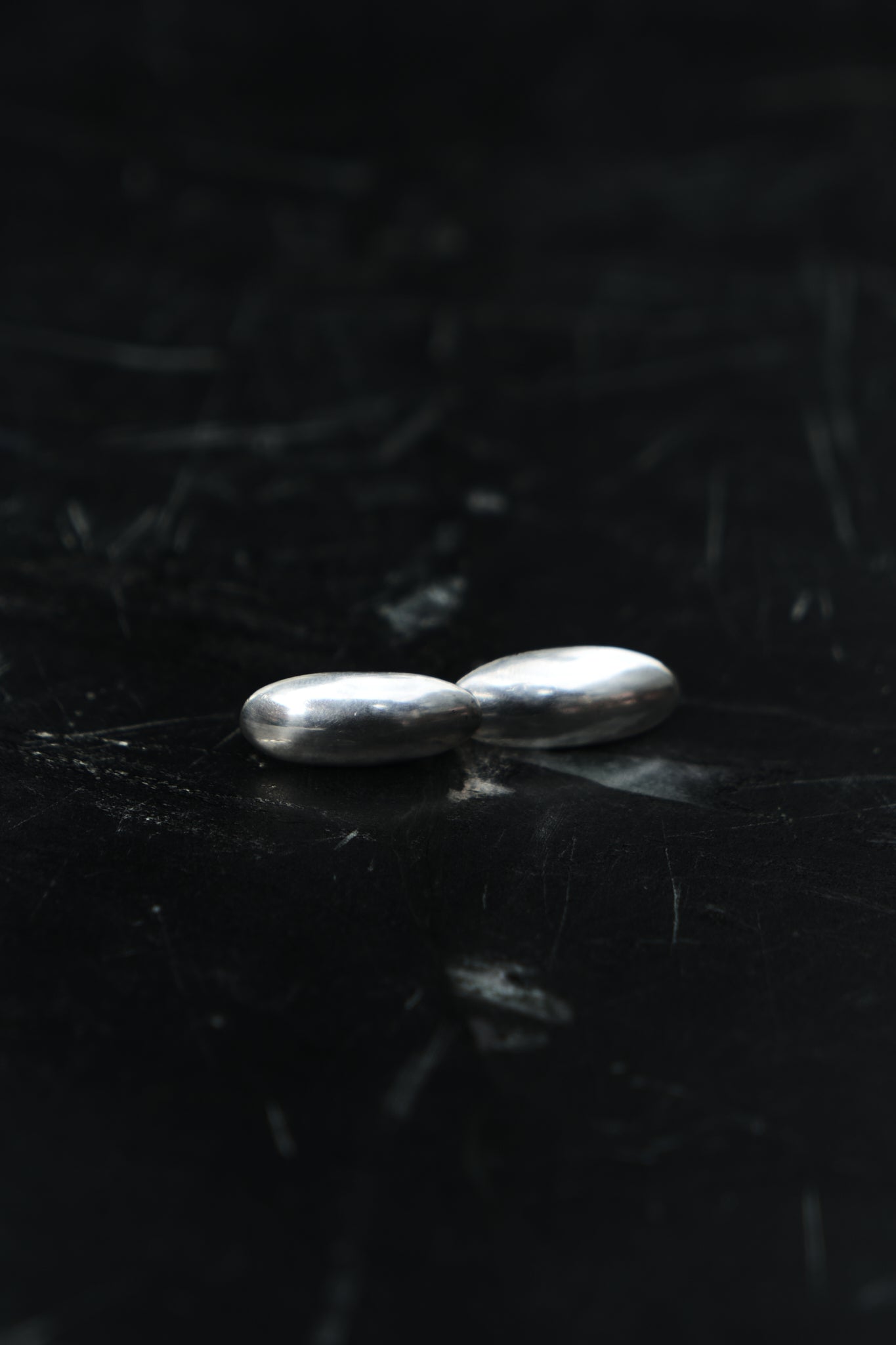 OVAL STUD EARRINGS — STERLING SILVER 925 (3G)