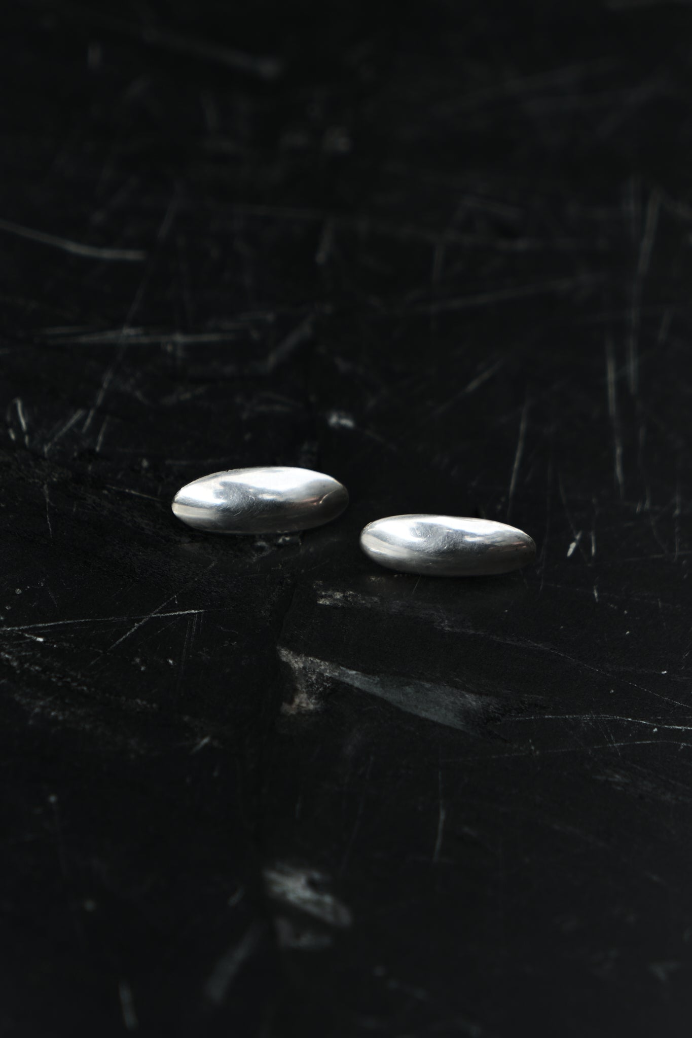 OVAL STUD EARRINGS — STERLING SILVER 925 (3G)