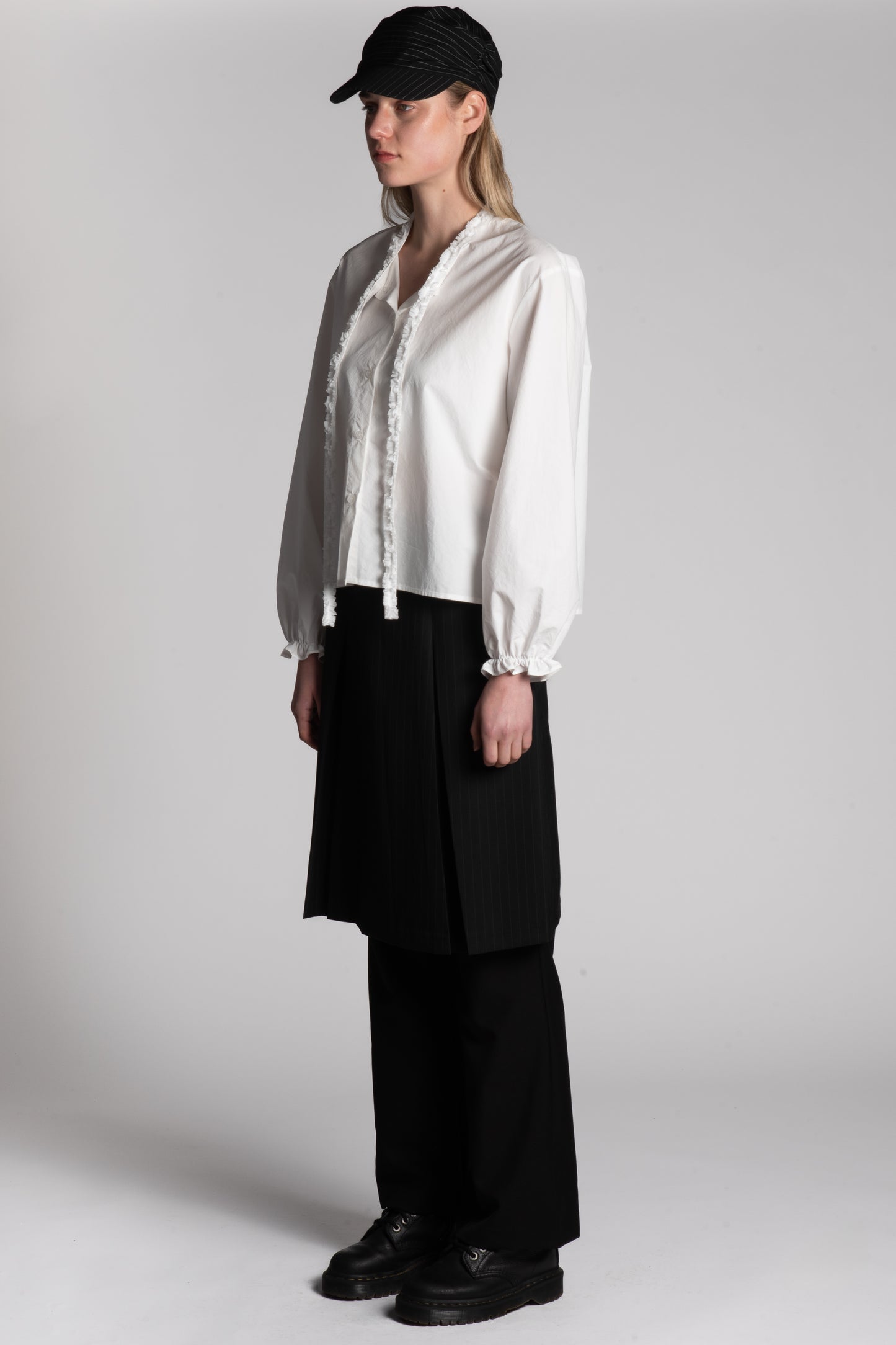WHITE RUFFLE TIE COTTON SHIRT