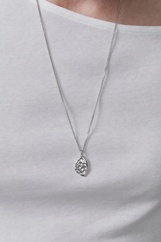 FLOWER FOSSIL NECKLACE