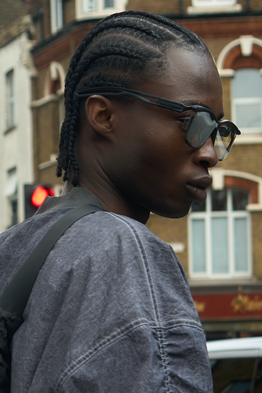 GOGGLE TINTED SUNGLASSES