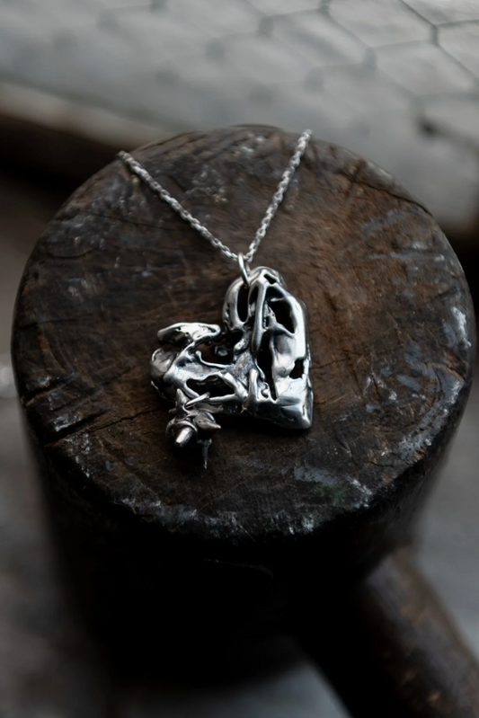 BLEEDING HEART PENDANT NECKLACE