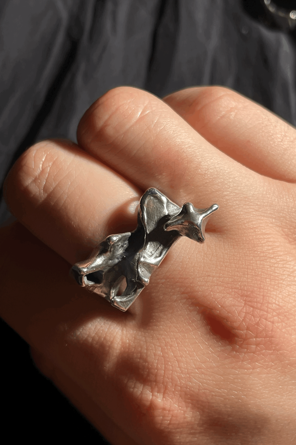 STARS & RIVINE RING