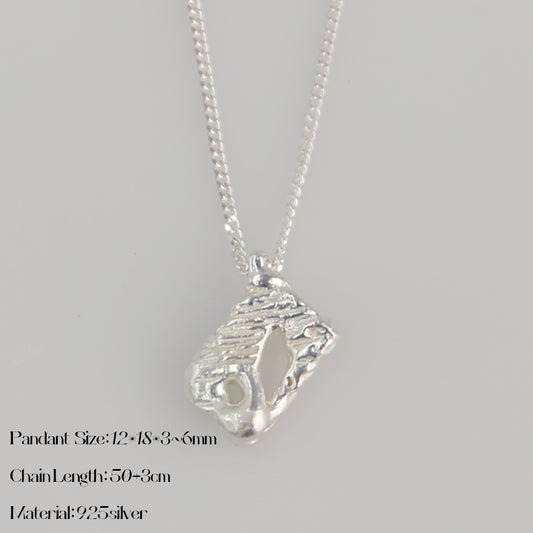 OCEAN CURRENT NECKLACE
