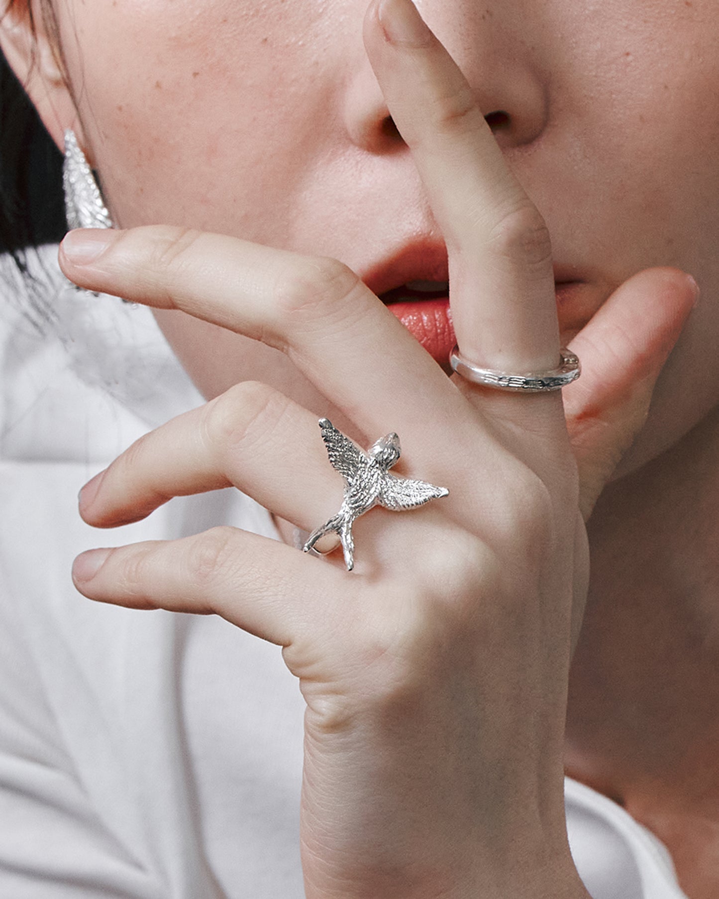 SWALLOW RING