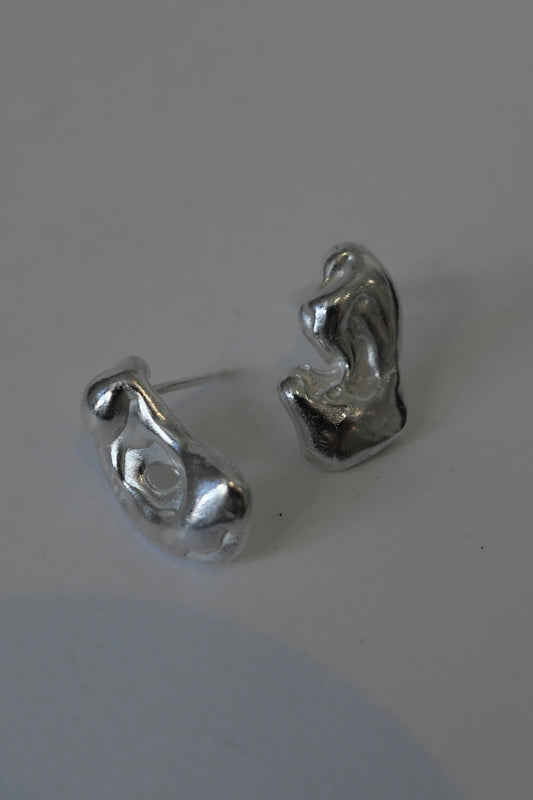 NOWHERE SOON STUDIO TENSION POOL EARRINGS