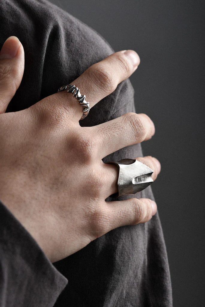 ARMORY RING