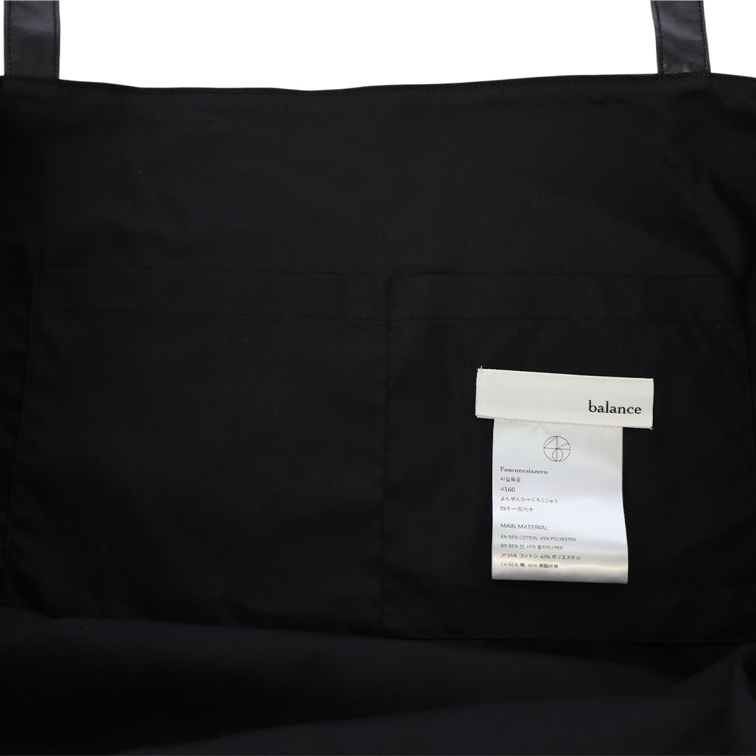 ZIP POCKET BAG_VER BALANCE (BLACK)