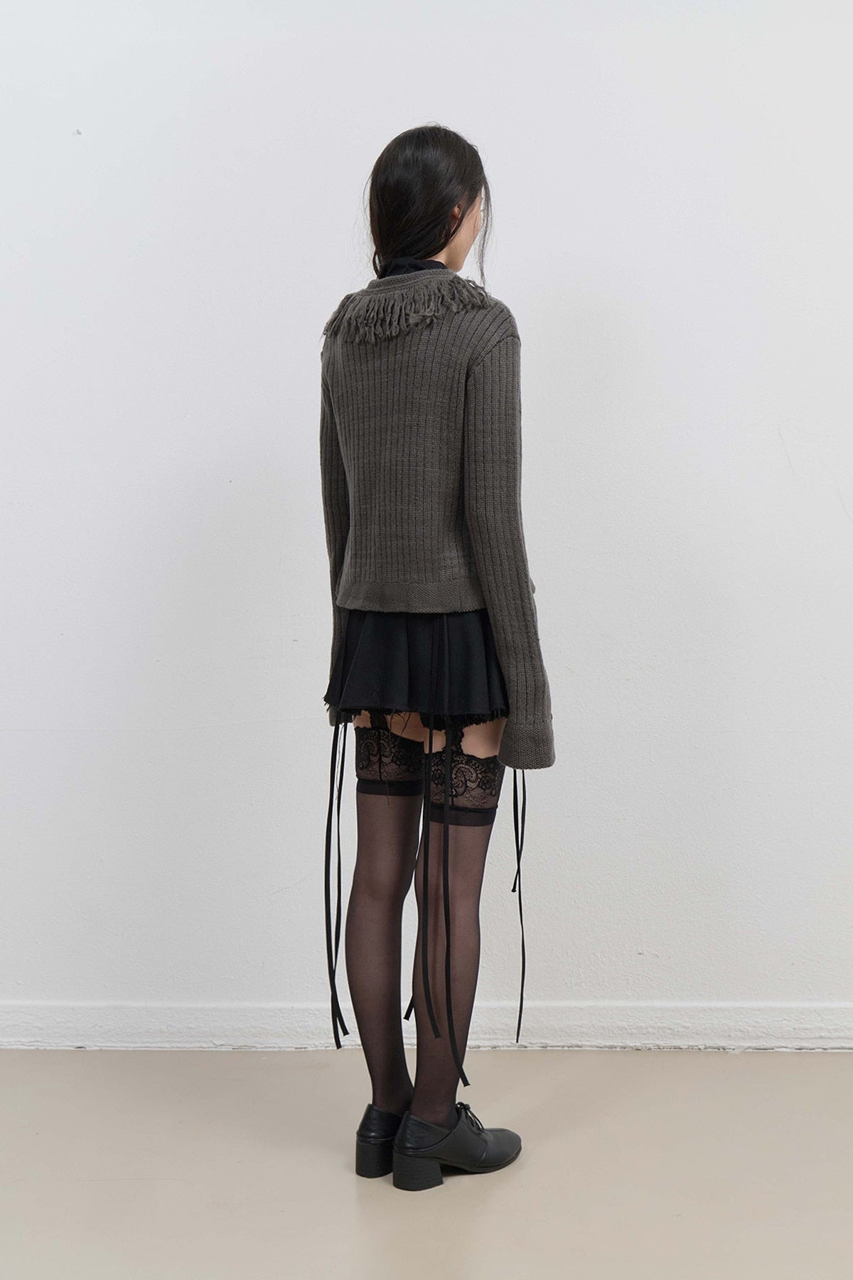 TASSEL COLLAR KNIT CARDIGAN - CHARCOAL