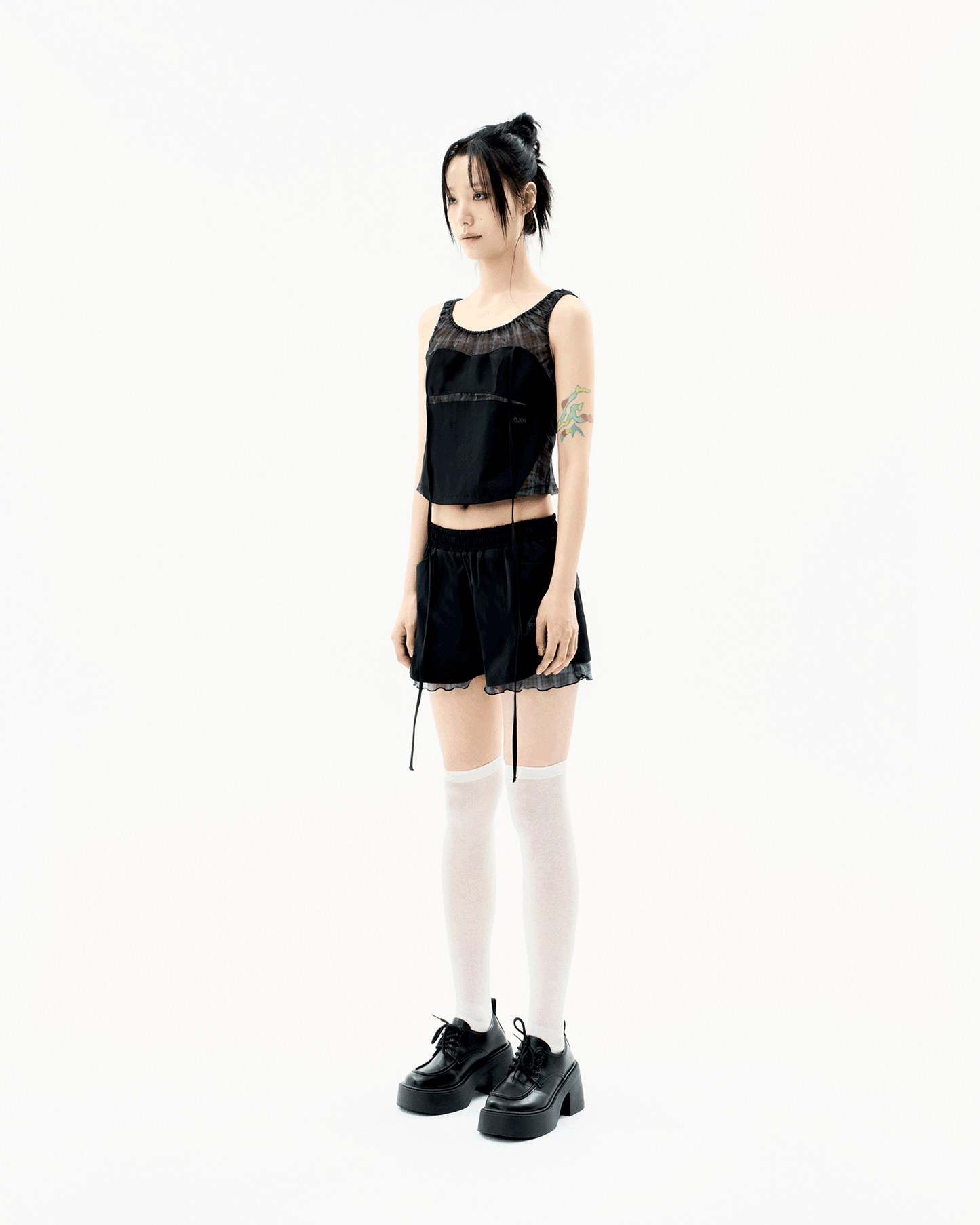 OJOS HALTER STRAP PLAID SLEEVELESS BLACK