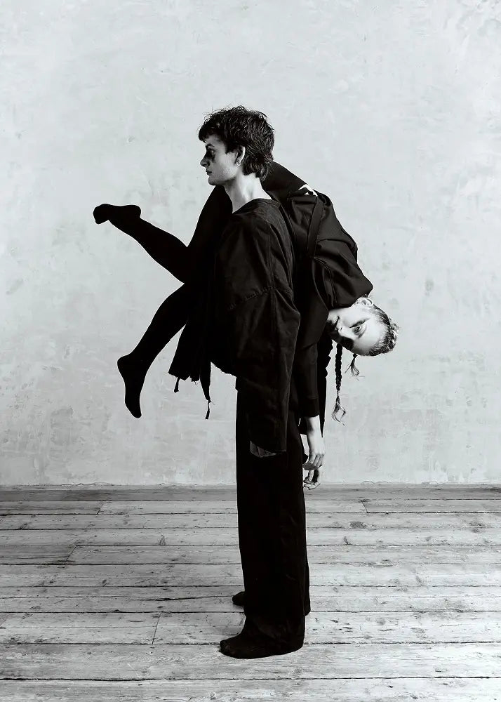 FORMAL FRILLED HIGHNECK - SPILLING -